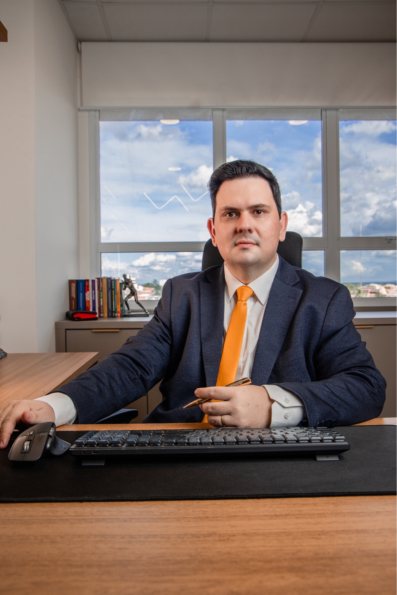 Dr. Lucas Braga Marin - Advogado Empresarial, Tributário e Agronegócio